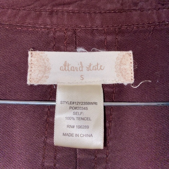 Altar’s State Jacket - Picture 3 of 3